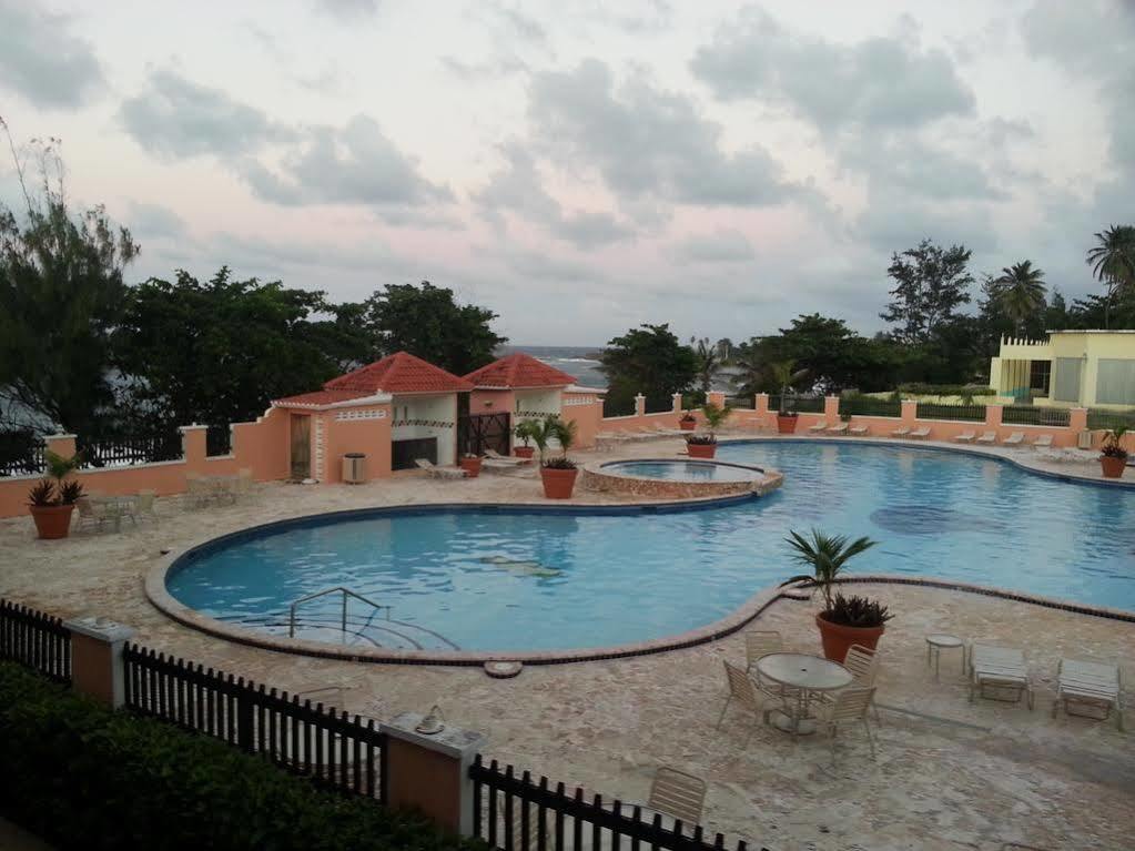 Costa Dorada Beach Resort & Villas Isabela Exteriör bild